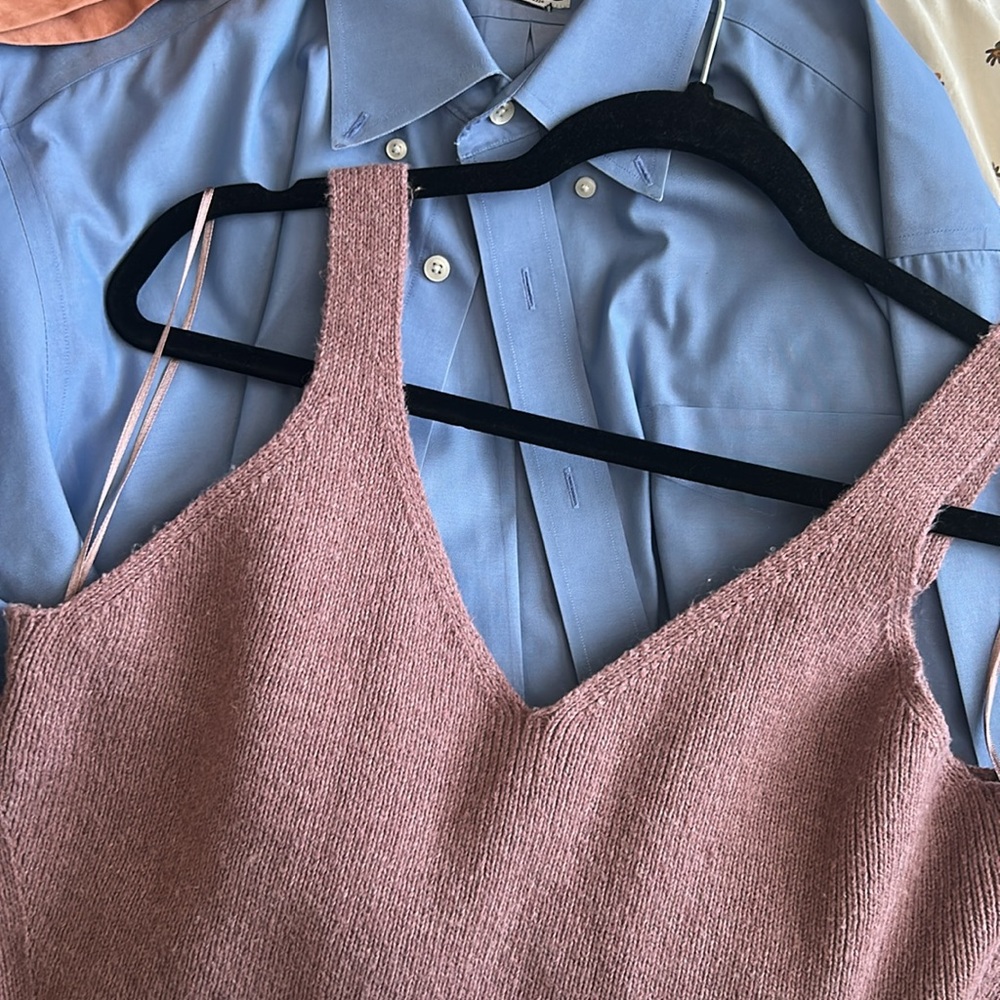 Old Navy cable knit sweater tank, Size XL